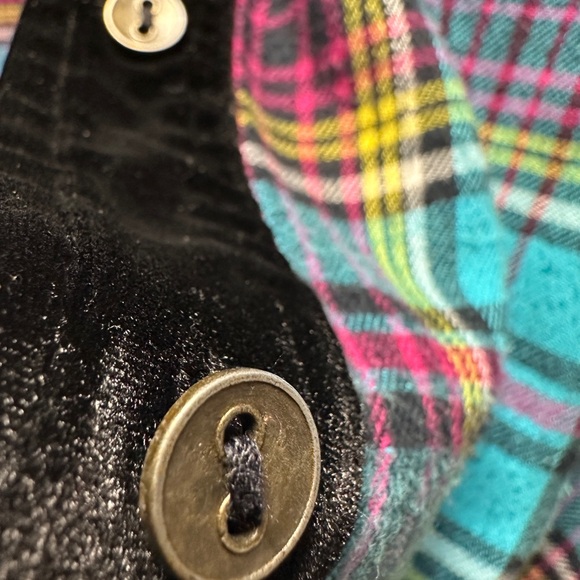 Soft Surroundings Plaid Button Down Tattoo
Back Shirt M - Picture 6 of 8